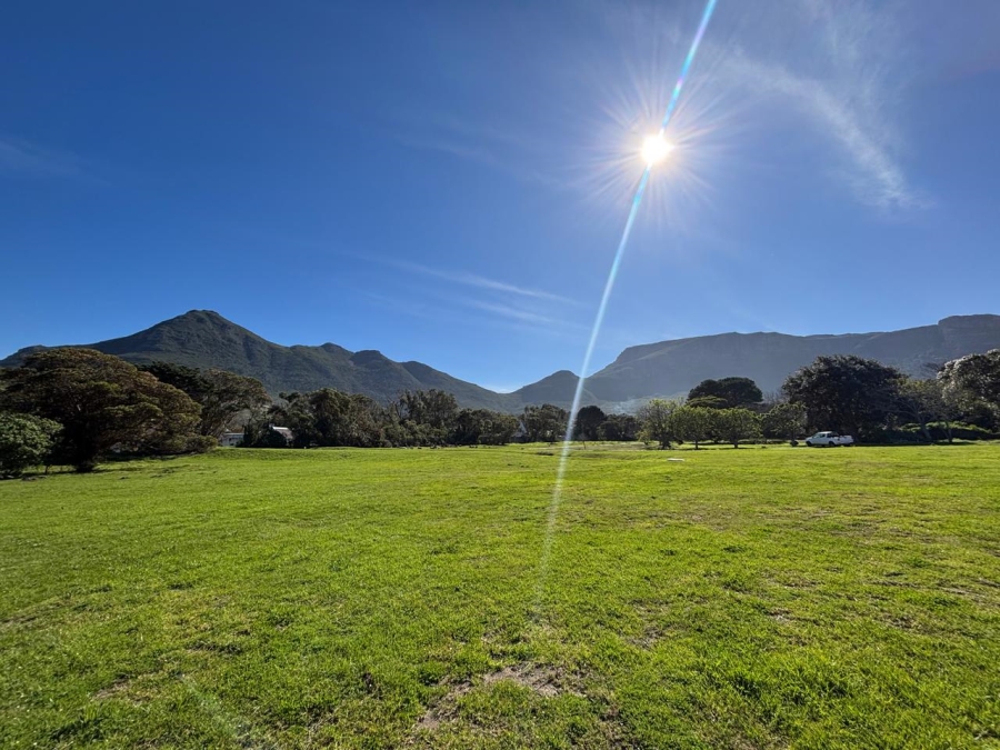 4 Bedroom Property for Sale in Meadowsteads Western Cape